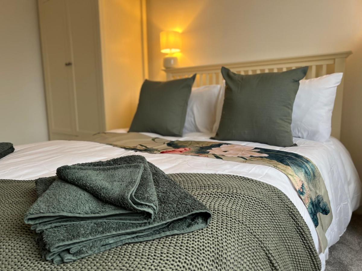 Heathcliff - 5 Bedroom House In Town Centre 滕比 外观 照片