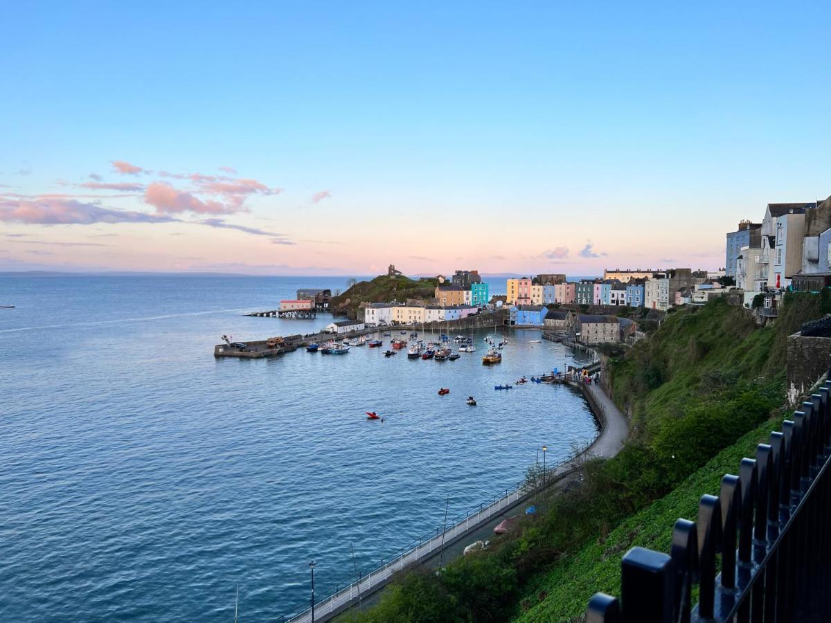Heathcliff - 5 Bedroom House In Town Centre 滕比 外观 照片